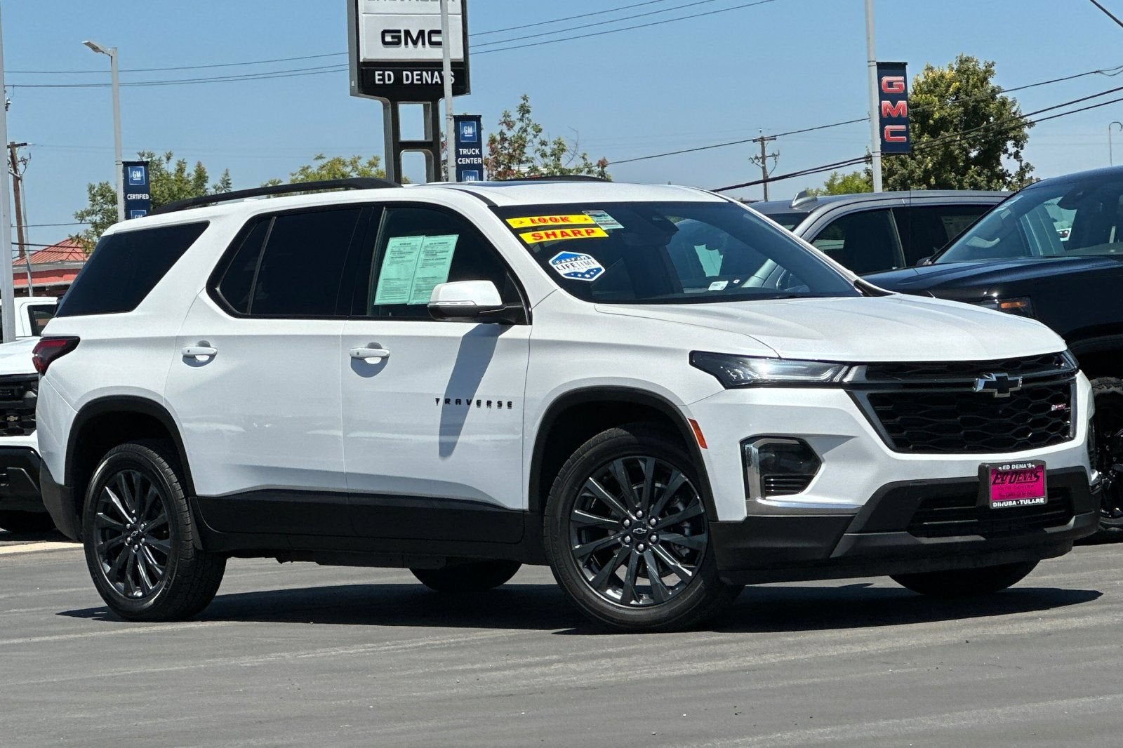 2023 Chevrolet Traverse — side profile view