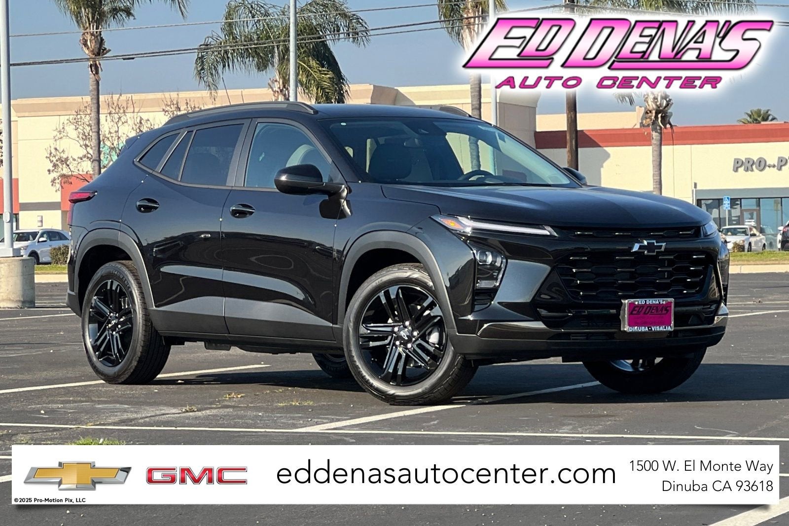 2026 Chevrolet Trax ACTIV in Mosaic Black Metallic — front three-quarter view