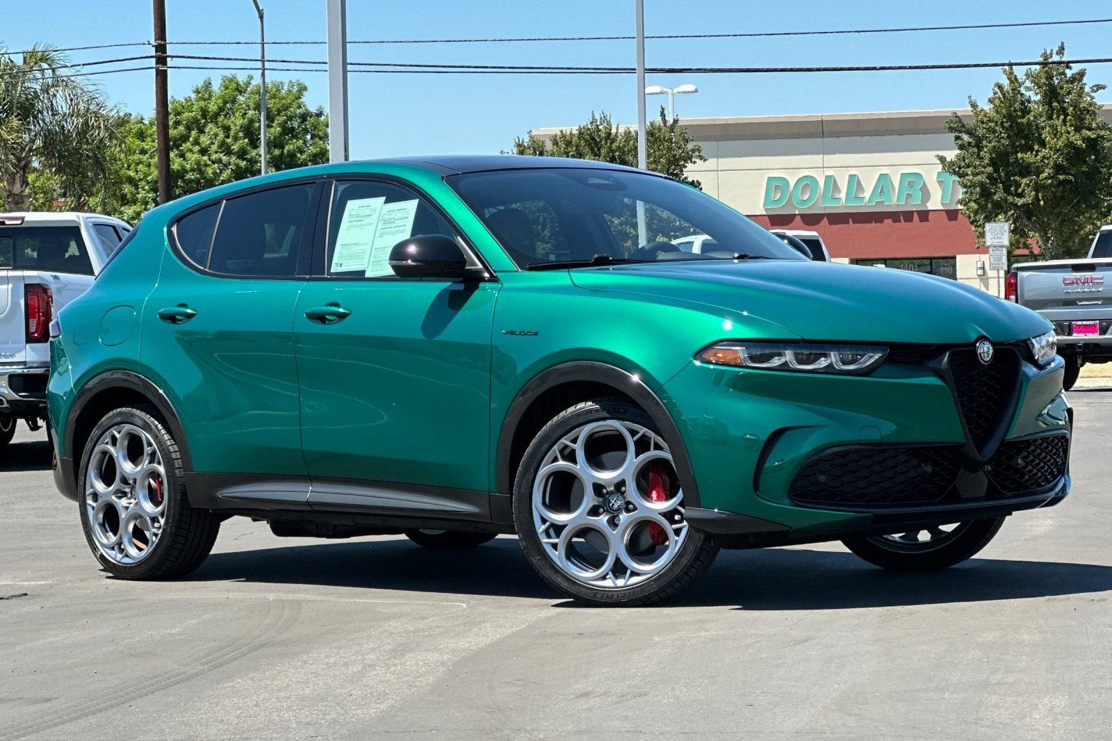 2024 Alfa Romeo Tonale — side profile view